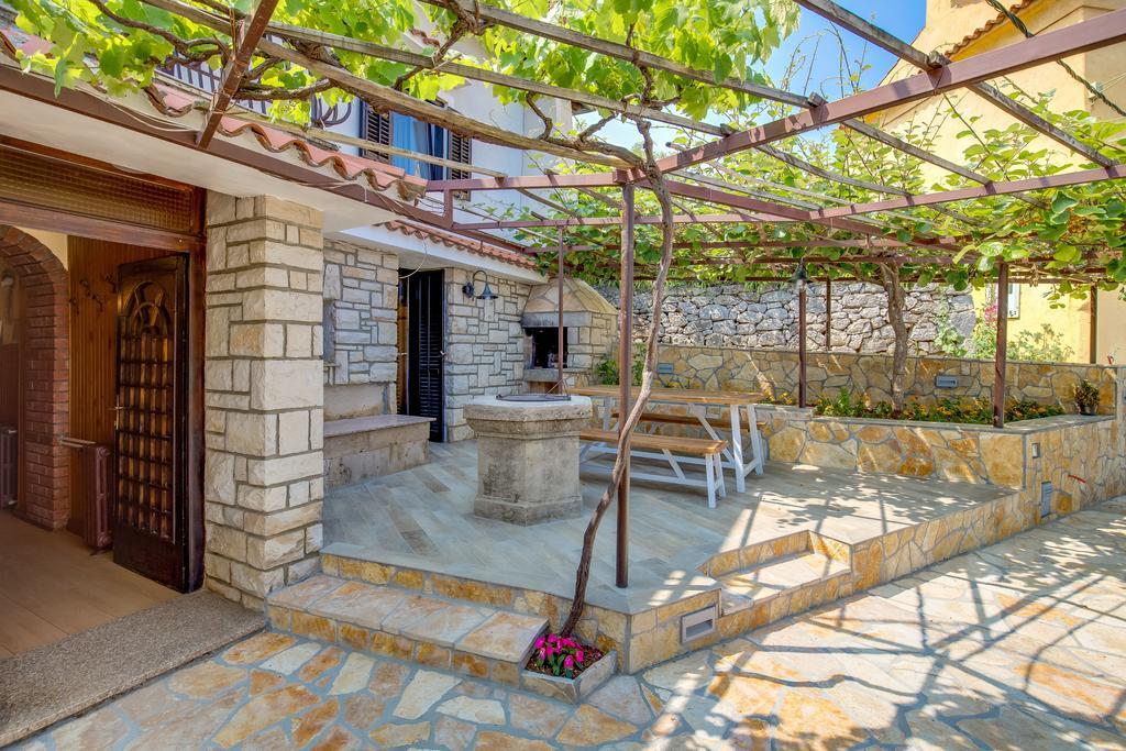 House Obrs Villa Mošćenička Draga Eksteriør bilde